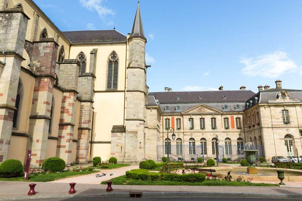 The Originals Access, Hotel Arum, Remiremont Buitenkant foto