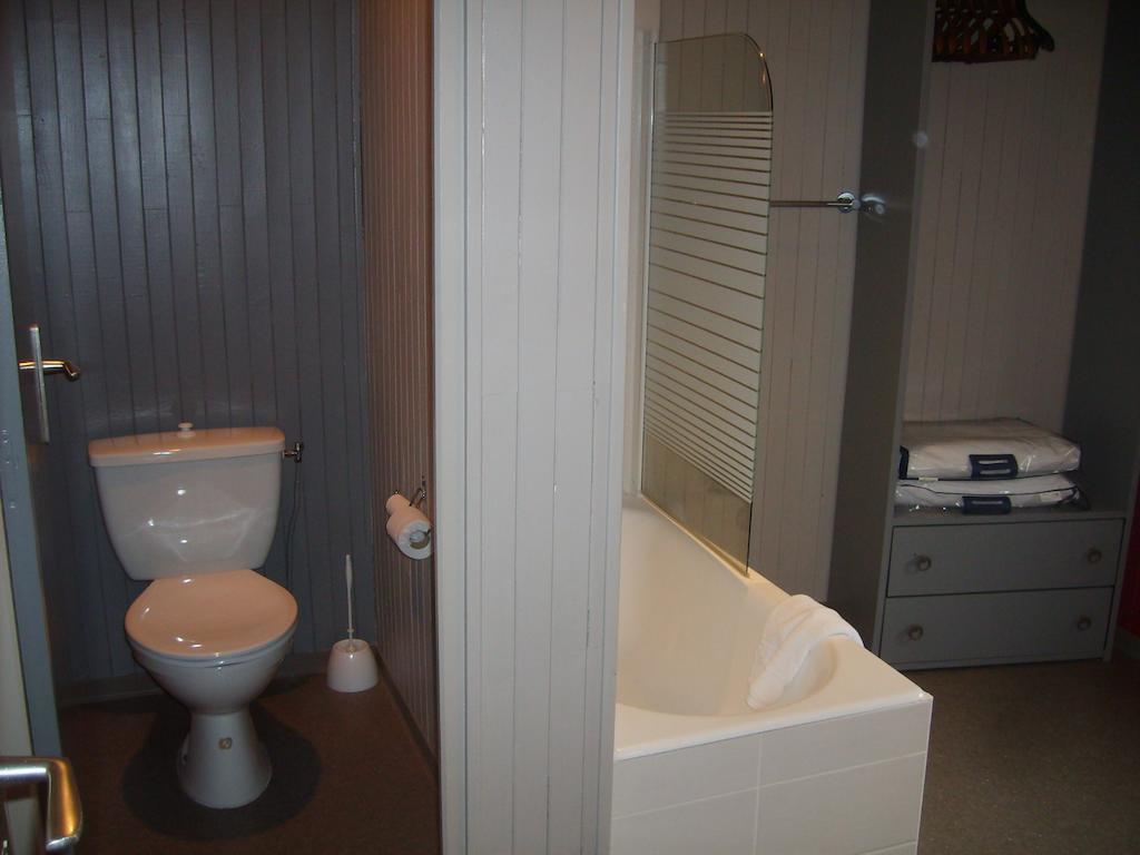 The Originals Access, Hotel Arum, Remiremont Buitenkant foto