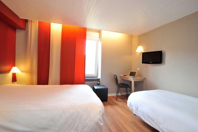 The Originals Access, Hotel Arum, Remiremont Buitenkant foto