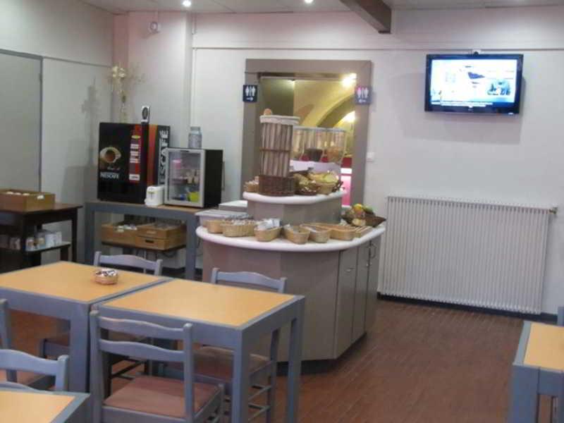 The Originals Access, Hotel Arum, Remiremont Buitenkant foto