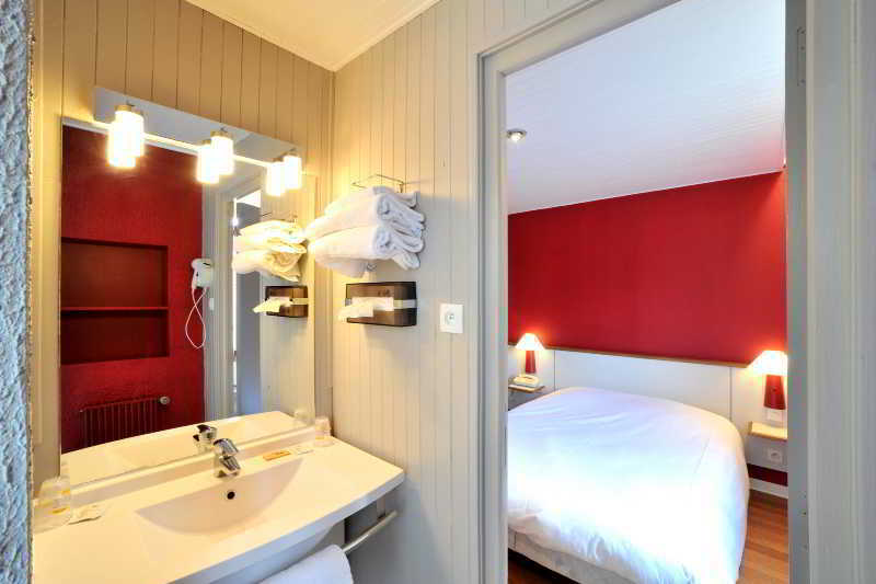 The Originals Access, Hotel Arum, Remiremont Buitenkant foto